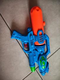pistola ad acqua 