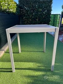 Tavolo da giardino in alluminio