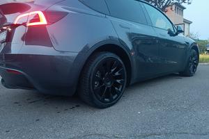 Tesla model y awd autopilot avanzato+garanzia