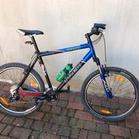 MTB  TREK 4400