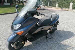 TMAX 500 