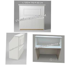 bancone reception cannettato con boiserie e oro