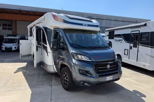 ELNAGH T-LOFT 532 7.40 BASCULANTE FACE TO