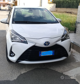Toyota Yaris Hybrid
