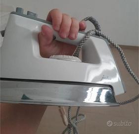 ferro da stiro a vapore Jura modello Confort Plus