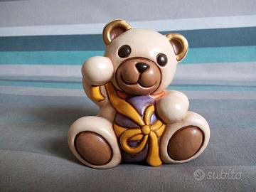 Teddy Thun con ovetto di Pasqua