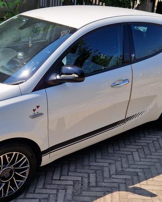 Lancia Ypsilon 1.2 69cv Gold GPL