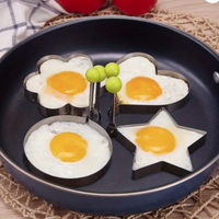 Set di 4 stampi per uova in acciaio inossidabile