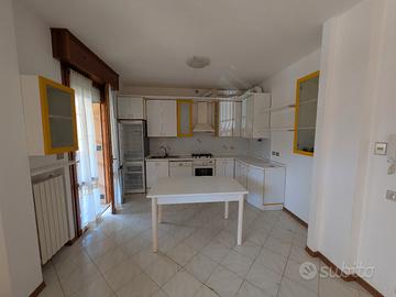 Cucina con Forno, Lavastoviglie - Rimini Bellariva