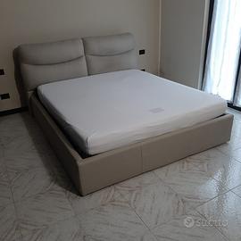 Letto matrimoniale contenitore con materasso