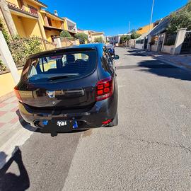 Dacia Sandero colore nero  Km 37.674
