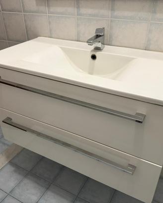 Mobile bagno sospeso