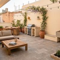 Palazzetto Cielo-Terra pochi passi V.Roccaromana