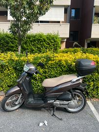 Peugeot tweet 150