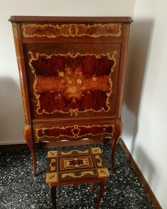 Mobile bar in legno intarsiato vintage + tavolino