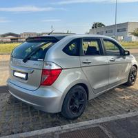 Honda FR-V 2.0 16V i-VTEC Executive LH