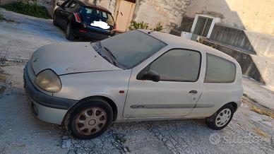 Renault Clio 1.2 Benzina 2000