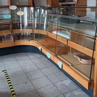 bancone esposizione negozio 