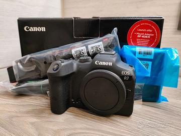 Canon R7 condizioni ottime
