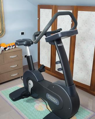 cyclette bike forma TECHNOGYM