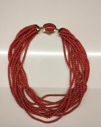 Collana in corallo e oro