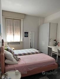 Liberi da ottobre due posti letto in camera doppia