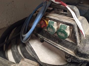 Vibratoread ago per calcestruzzo