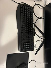 Tastiera mouse tappetino gaming
