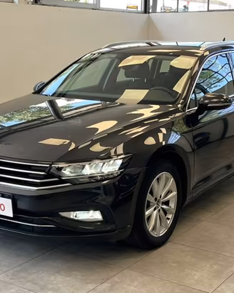 VOLKSWAGEN Passat Variant 2.0 TDI DSG *UNICO PRO