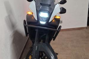 Honda NX500 accessoriata, 5 anni di garanzia