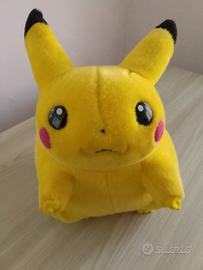 Pokemon Picachu  Jumbo Plush Hasbro TOMY