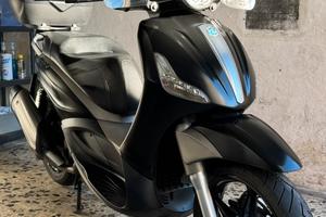 Piaggio Beverly 350