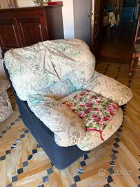Divano e due poltrone gratis
