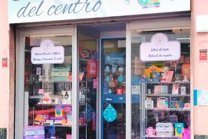 Cartoleria avviata in centro