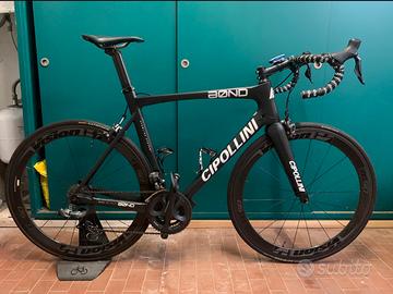 CIPOLLINI BOND