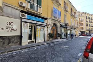 MULTILOCALE A CASTELLAMMARE DI STABIA