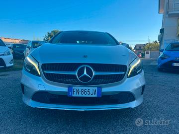 Mercedes-benz A 180 d Premium