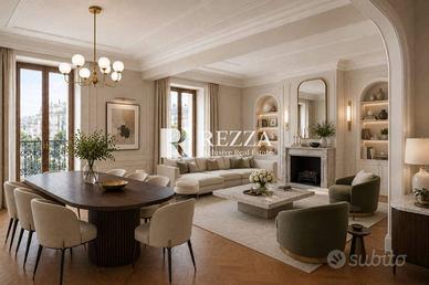 Attico / Mansarda di 250 m² con 5 locali a Roma