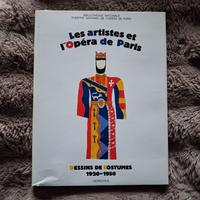 Libro costumi teatrali