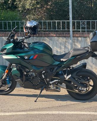 BMW M 1000 XR