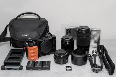 Sony Alpha A6000 + Ottiche + Accessori - 5k Scatti