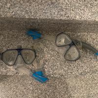 Num. 2 maschere + num. 2 Scarpette da scogli