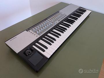 Tastiera MIDI Novation ReMOTE 61 SL con automap