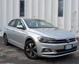 VOLKSWAGEN Polo 1.0 90cv TGI OK NEOPATENTATI