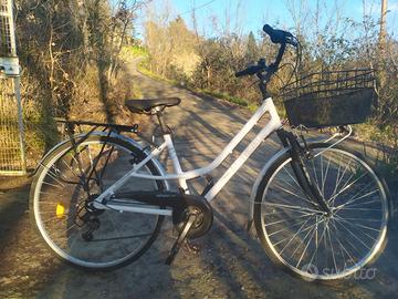 Bicicletta da città marca Manhattan in alluminio