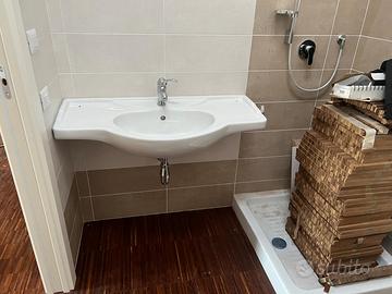 Lavabo e accessori