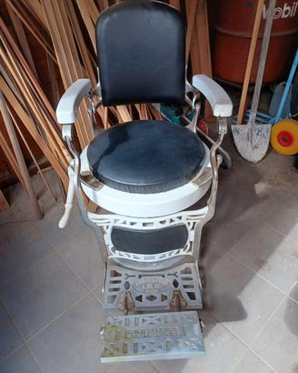 Coppia poltrone da barbiere G. Scuderi & Figlio
