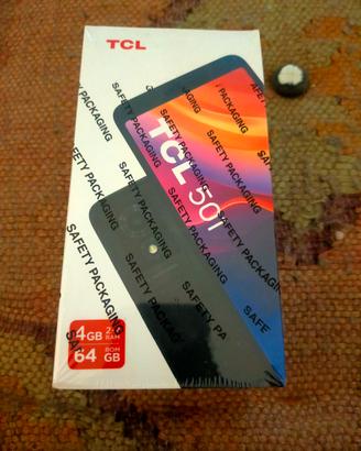 Telefono cellulare TCL 501  