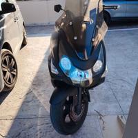 SCOOTER DAELIM 250