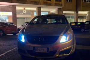 Opel corsa D 2009